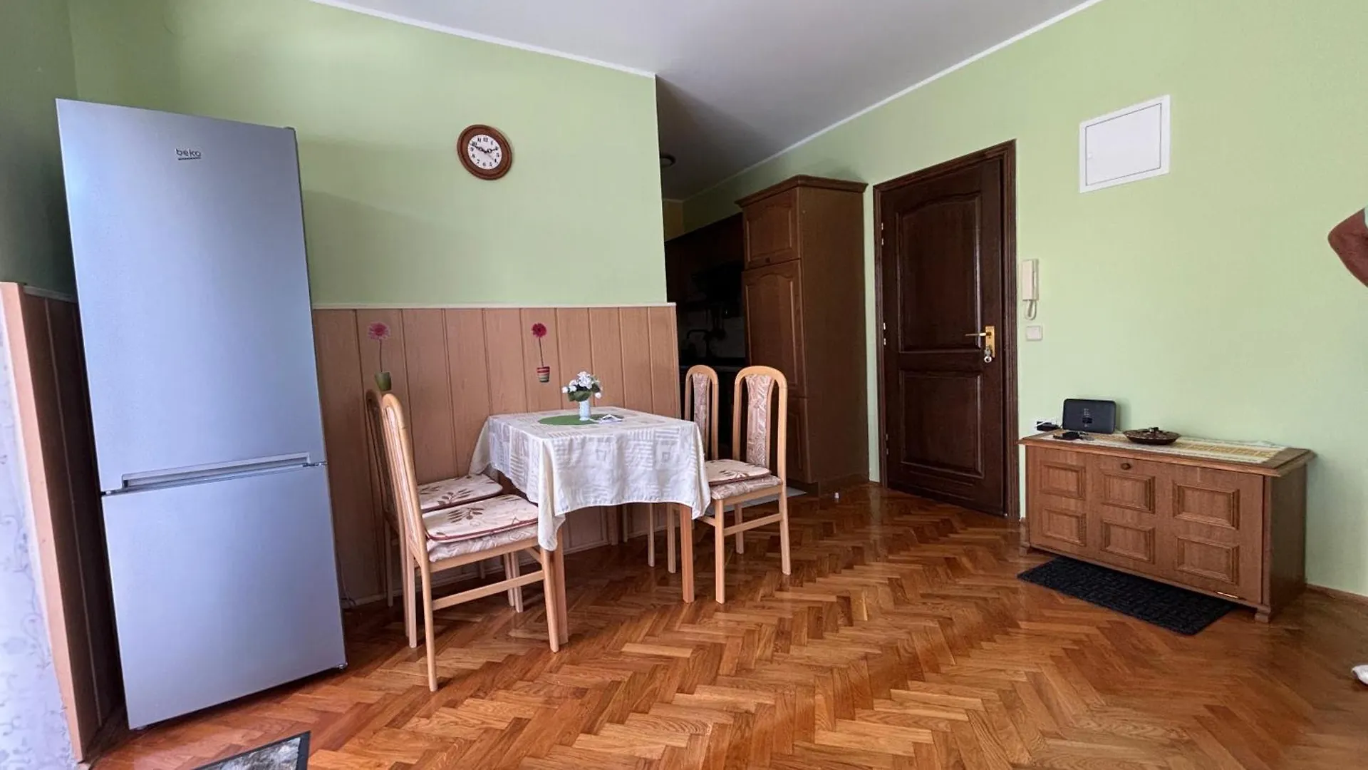 Apartment Marina Malinska 0*,  Croatia